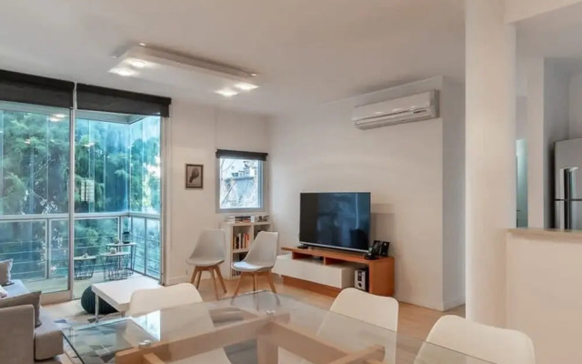 September Vibes Specious 2BR in Buenos Aires
