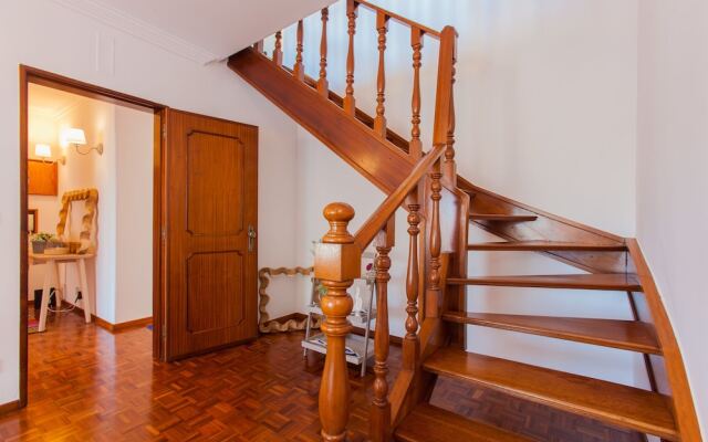 Cascais Duplex by Lisbon Coast Vacation