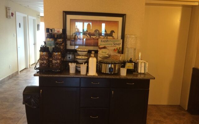 Comfort Inn And Suites Edson