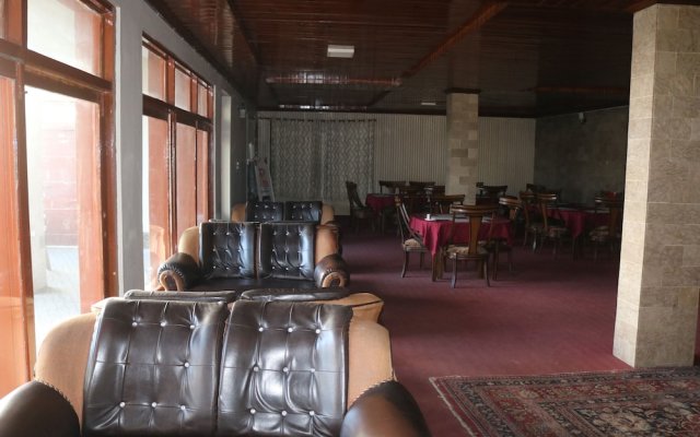 Hotel Galiyat Continental
