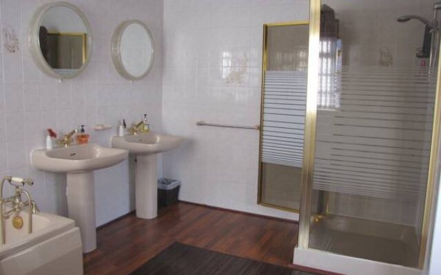 Hale Village Guest House