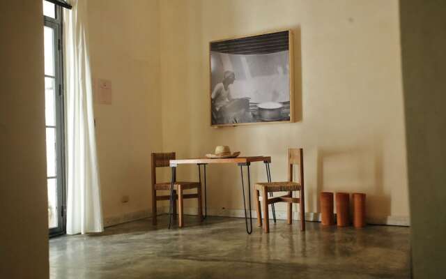 FIXIE LOFTS - Colonial Villa Suites with Pool