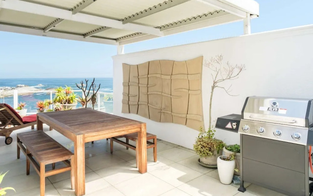 Private Pool Tranquility at Ocean Penthouse Retreat