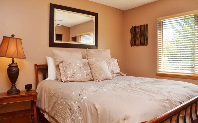 Val d'Isere Unit 315 by RedAwning