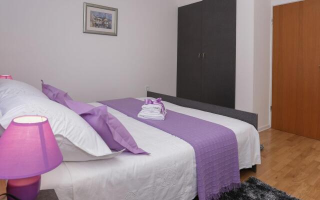 Apartment in Katel Gomilica Near Beach