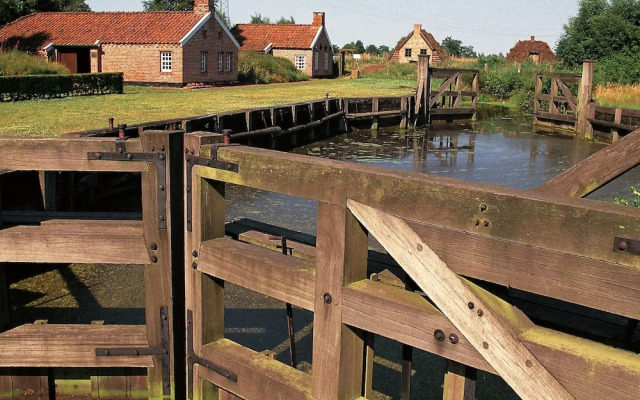 Spacious Farmhouse in HaselÃ¼nne Amidst the Forest