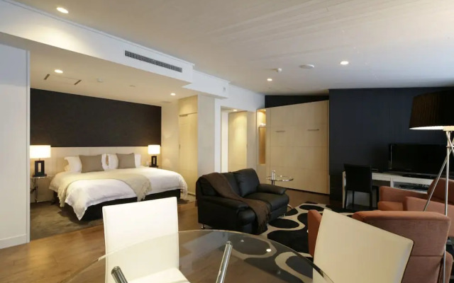 The Ridge Hotel & Apartments