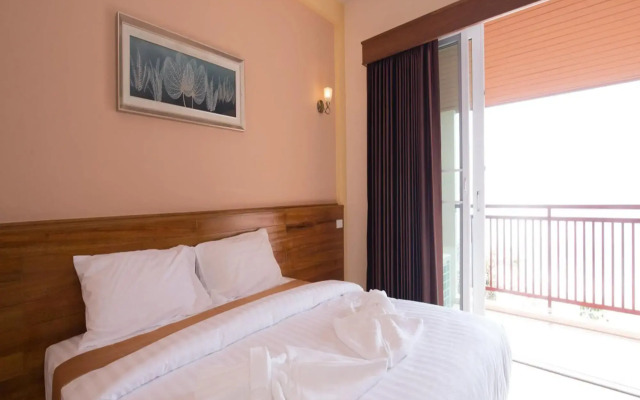 Royal Hill Satun Hotel