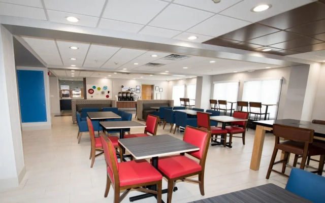 Holiday Inn Express Atlanta-Stone Mountain by IHG