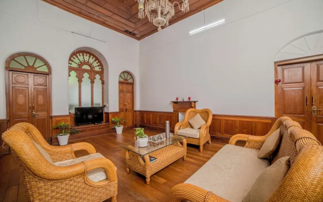 Savithri  Bungalow By XploreIndo