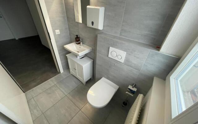 The 5 continents III by Stay Swiss