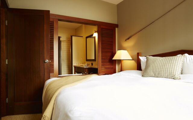 Middle Beach Lodge