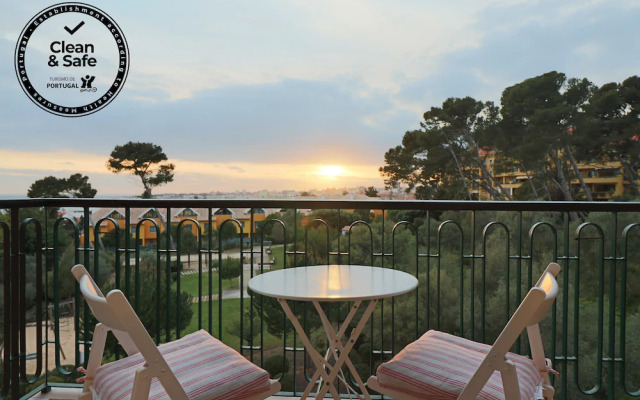 Cascais Estoril Apartment Near the Beach