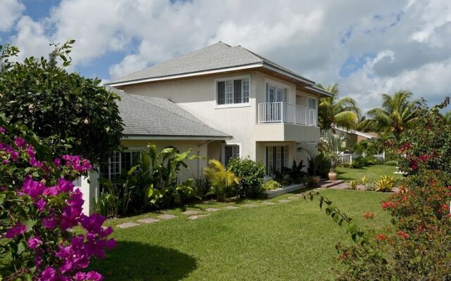 Long Island Breeze Compound 6 Bedroom Home