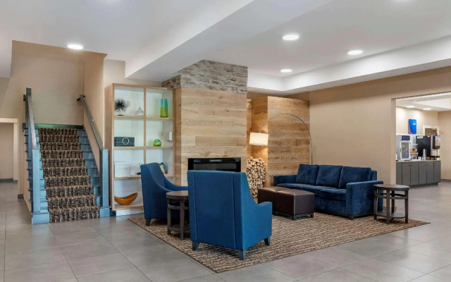 Comfort Suites Oxford I-20 exit 188