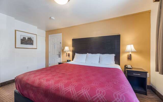 Rodeway Inn Flagstaff - Downtown