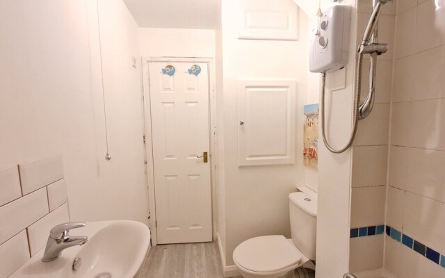 Grace Apartments - Living Stream 1