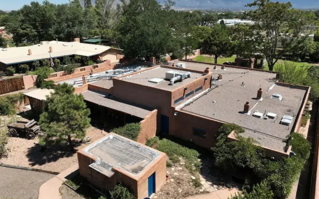 Loba Luna Bed & Breakfast