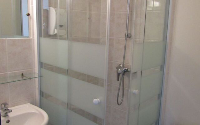 Hôtel Restaurant Le Bourgogne