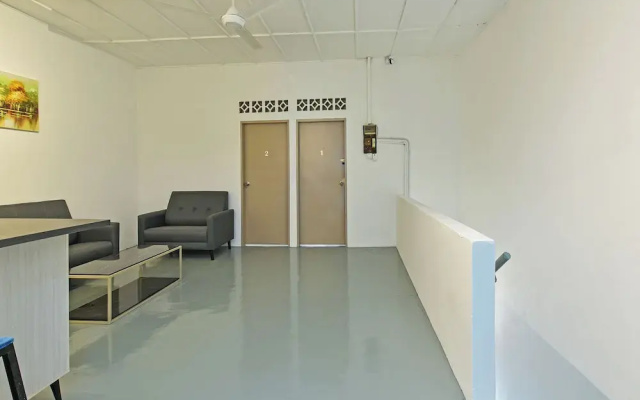Hotel O S Homestay