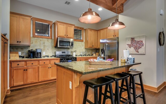 18616 Leander - 4 Br Home