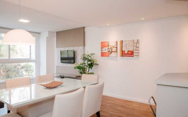 Apartamento charmoso e iluminado em bairro nobre de Gramado