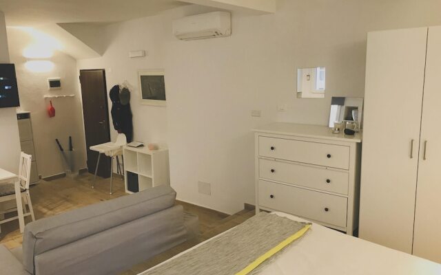 Studio in Ferrara, With Wifi