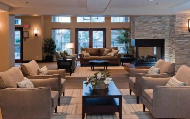 Osprey at Waterscapes by KelownaGo