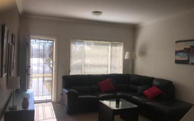 Travers Street Apartment