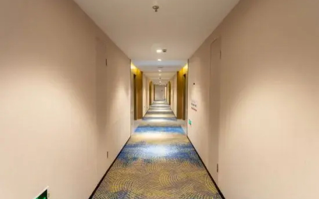 Starway Hotel (Yungang Jinneng store)