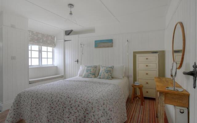 12 Maritime House