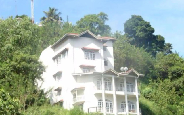 Vista Kandyan Crown