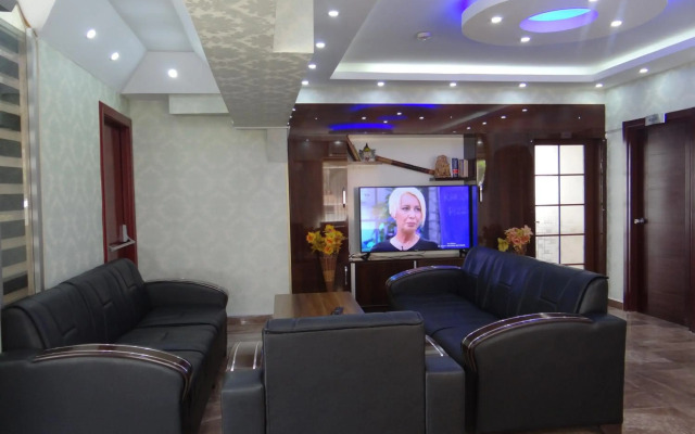 Meta Hotel