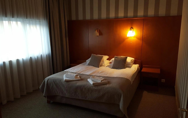 Hotel Polonez