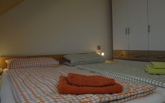 Stunning Apartment in Pepelow Near Sea