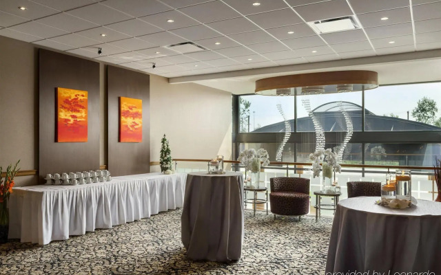 Poco Inn and Suites Hotel & Conference Centre