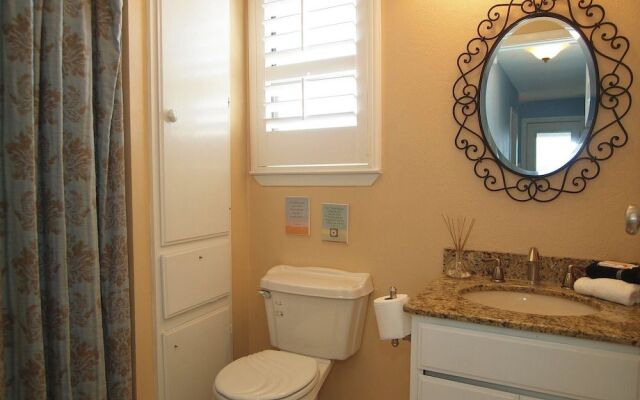 Cyndy s Beach House TS528