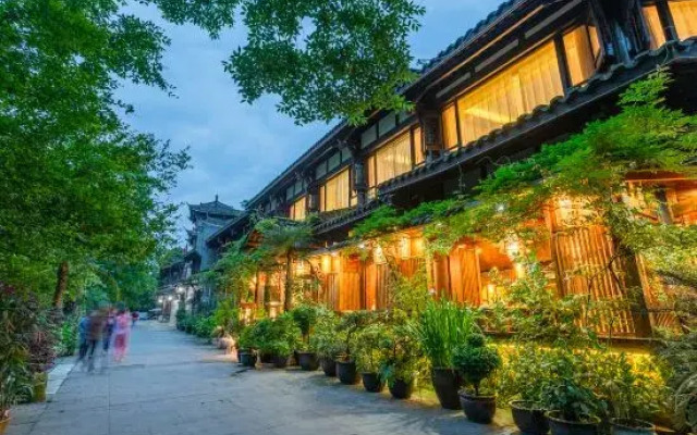 Zizai Inn