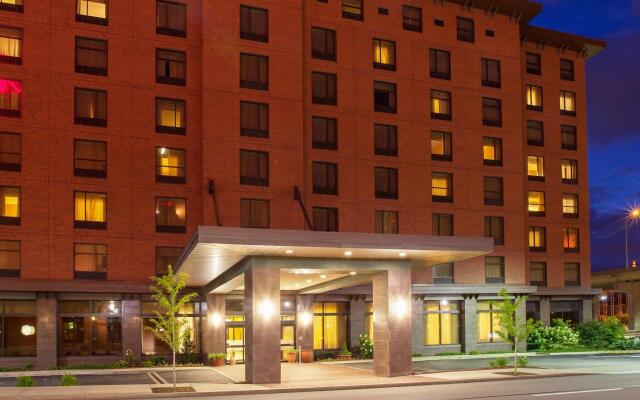 Hampton Inn & Suites Pittsburgh-Downtown