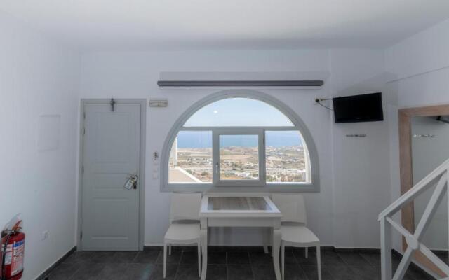 Erato Apartments