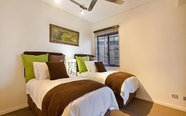 Wharf Escape Holiday Apartments