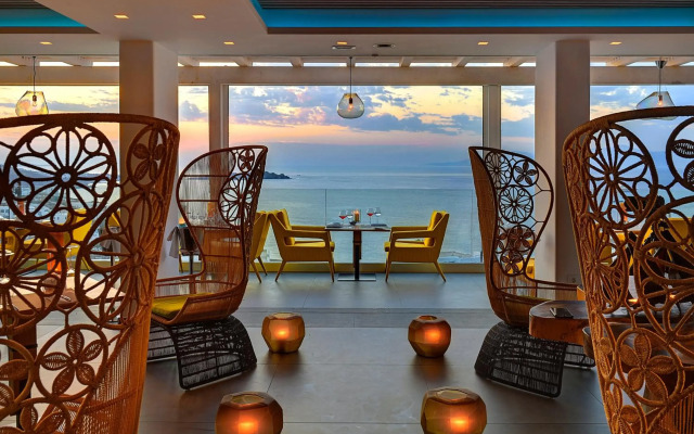 Myconian Korali Relais & Chateaux Hotel