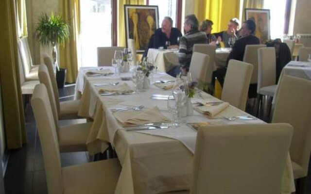 Hotel Vukov Most