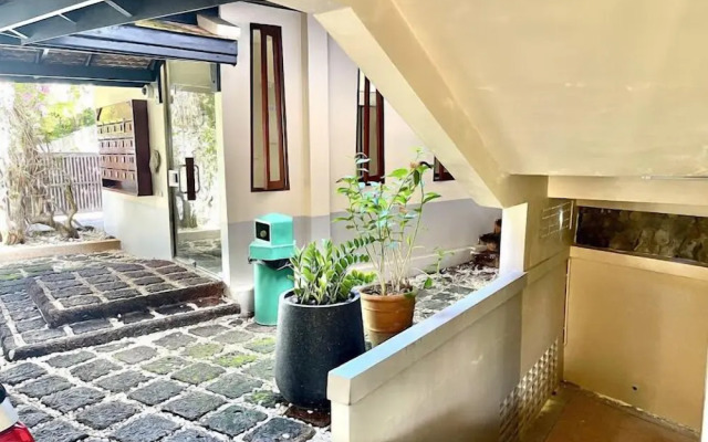 Seaview Residence