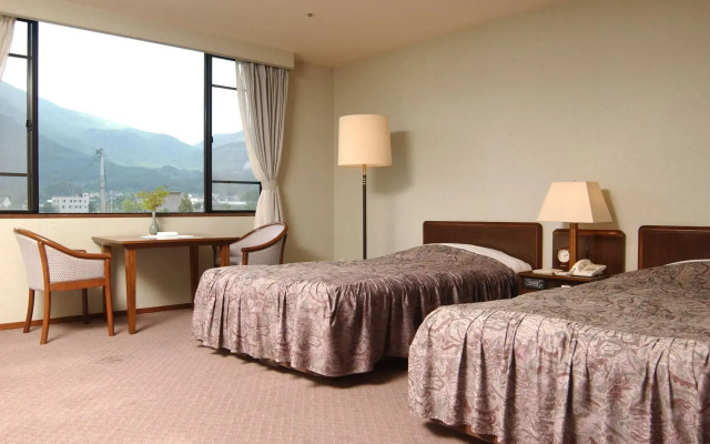 Yufuin Hotel Shuhokan