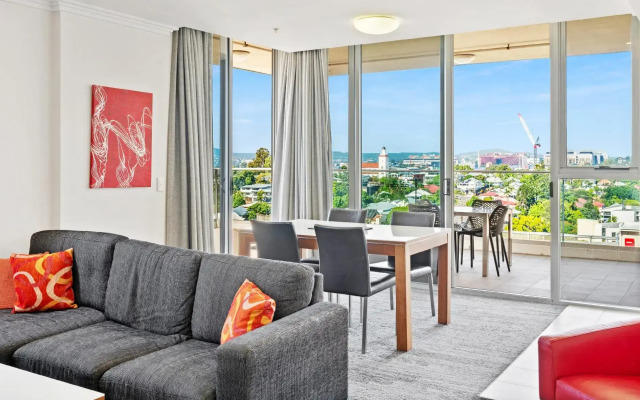 Hotel Diana South Brisbane