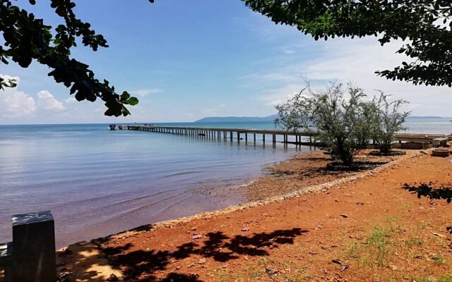 Sea Breeze @ Koh Mak