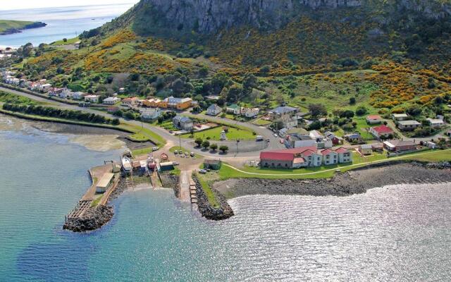 Stanley Village Waterfront Accommodation
