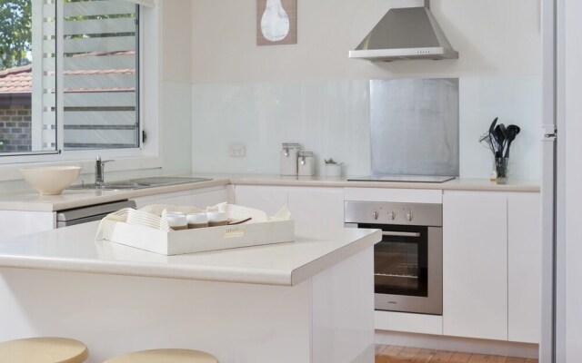 Rubys Retreat', 44 Achilles Street - pet friendly, aircon & boat parking