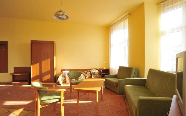 Kosmopolita Rooms